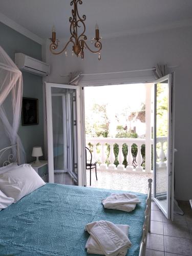  Terra Nova Ipsos Beach Apartment, Ferienwohnung in Ýpsos