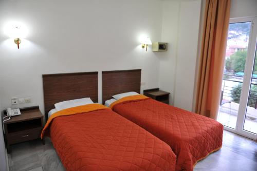 Hotel Edelweiss - image 6