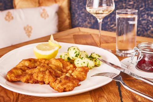 Boutique-Gasthof Ueberfuhr - image 4