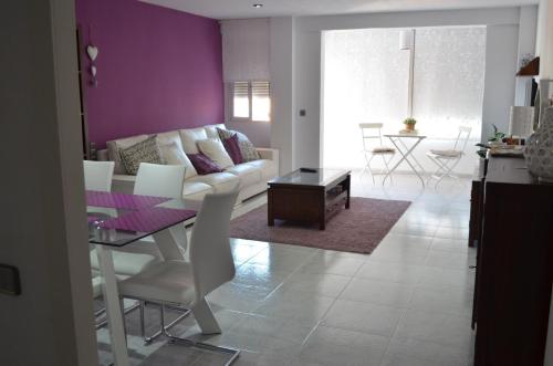 Sweet Caroline Apartment - image 12