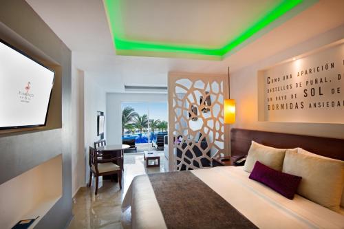 Flamingo Cancun - All Inclusive Room Type - Junior Suite Swim Up - Adults Only 