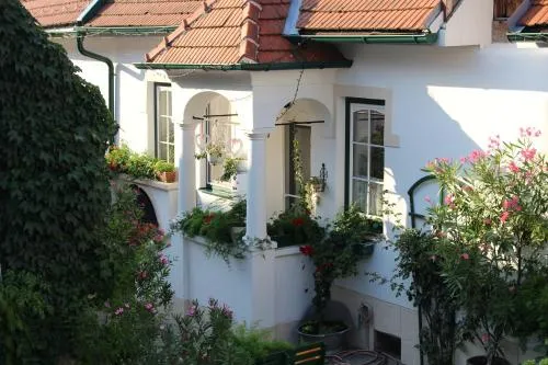 Appartement "Blumengassl" in Mörbisch am See, Österreich