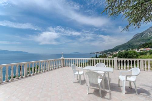  Rooms Gomila in Brist