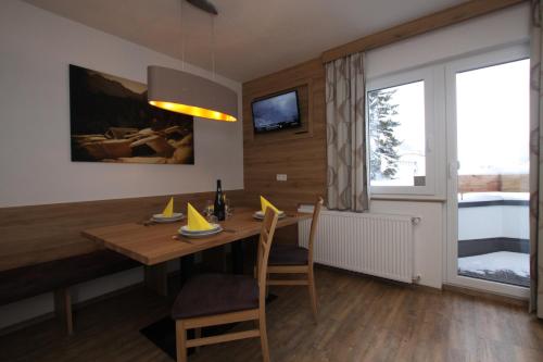 Lärchenheim Apartments - image 5