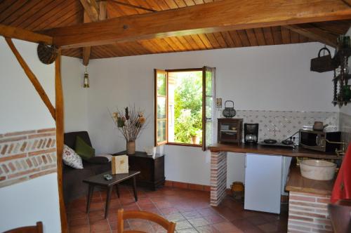 Kitchen, Le Poulailler in Lavit
