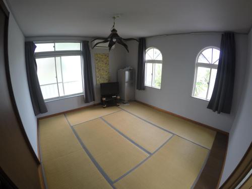 Izu Shirahama Guest House Churaumi