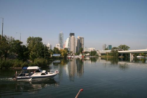 Strandhotel Alte Donau