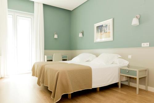 Hotel Sauce - image 8