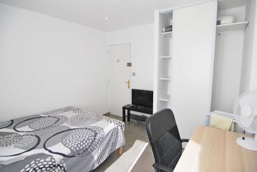 Chambre Montpellier Campanules (home sharing) in Saint Martin