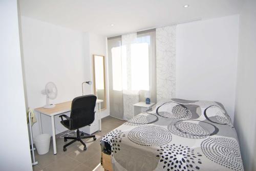 B&B Montpellier - Chambre Montpellier Campanules (home sharing) - Bed and Breakfast Montpellier