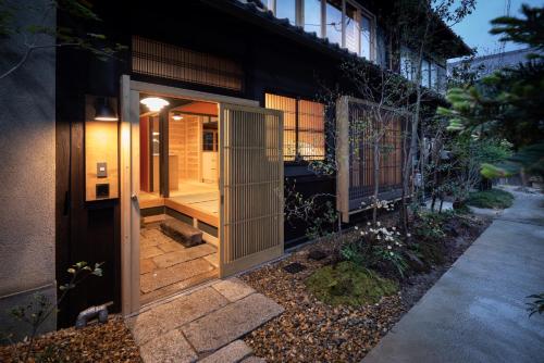 Japanese-Style House -KAGIYA-