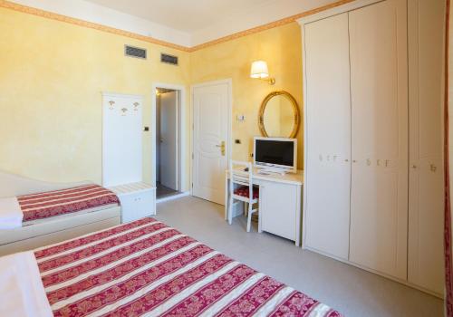 Hotel Executive La Fiorita - image 12