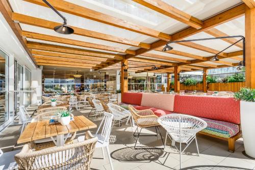 Restaurant, Hotel Anabel in Lloret De Mar