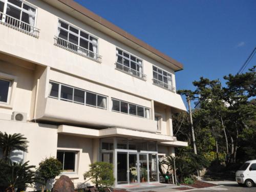 伊豆大島 ホテル赤門