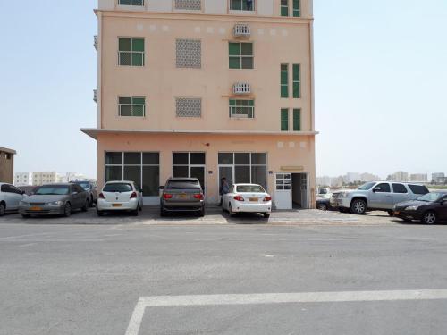 Discovery Furnished Apartments (Al-Amerat)