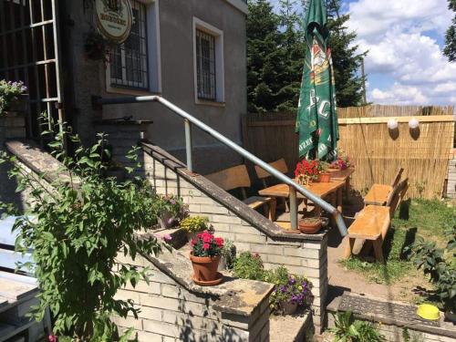 Hajovna Svahova in Bolebor