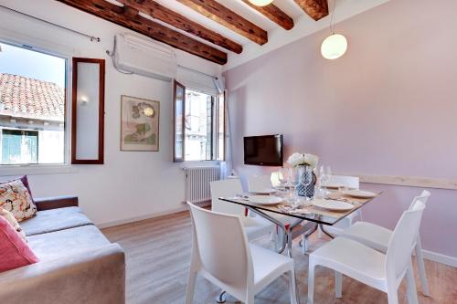 Two-Bedroom Apartment image 3