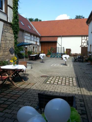 B&B Großheringen - Landpension Gutshof Grossheringen - Bed and Breakfast Großheringen