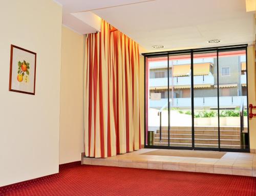 Delta Hotel Apartments – Milan, DC