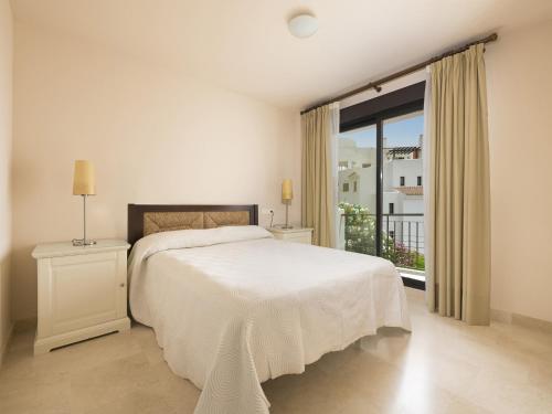 3 bedrooms, 4 beds