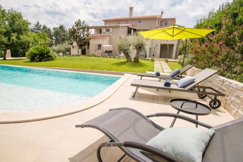 Beautiful Villa Julia, south Istria, garden, pool