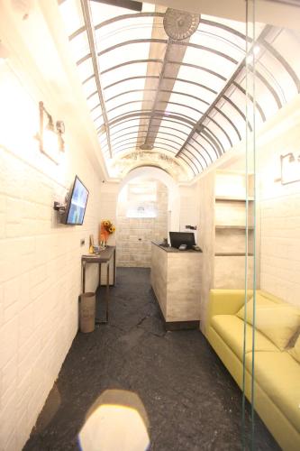 Relais Piazza Del Plebiscito - image 12