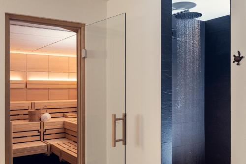 Sauna, Conrad's Mountain Lodge in Silvaplana