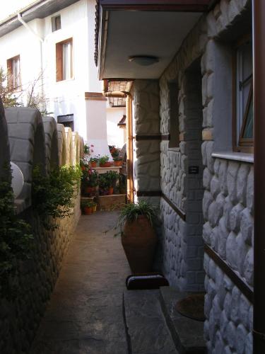 Dari Guest House - image 12