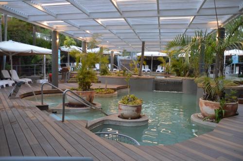 스파, 스파 빌리지 (Spa Village) in 셸하 고안