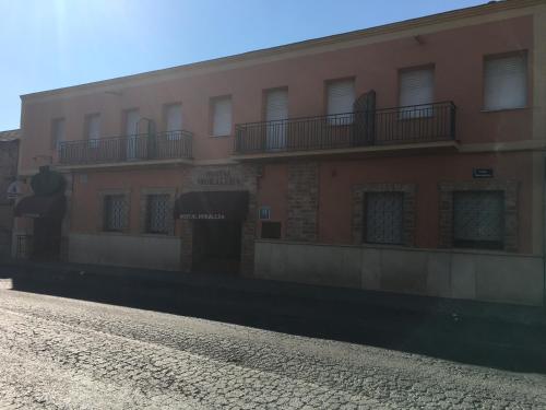 Viesnīcas āriene, Hostal Moraleda ** in Piedrabuena