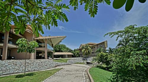 Nammbú Beach Front Bungalows