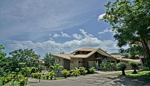 Nammbú Beach Front Bungalows