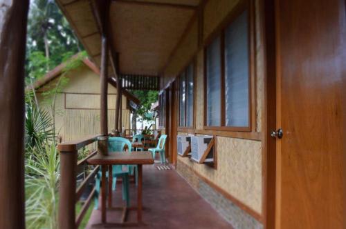 OYO 709 テレスフォラ ビーチ コテージ