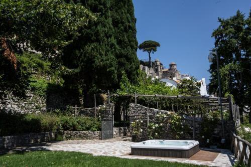 Eleanor' s Garden - image 3