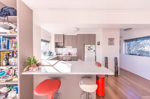 Beach House - image 9