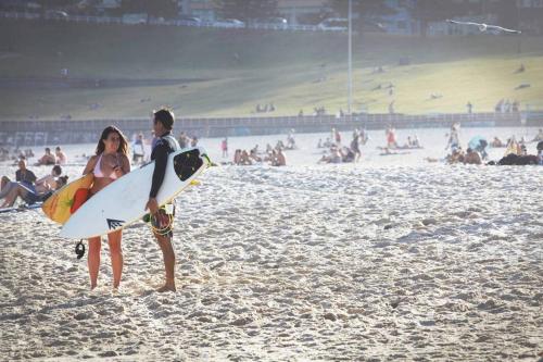 Beach House - image 13
