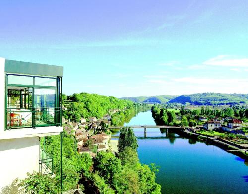 Hôtel CÔTÉ LOT - Hotel - Puy-lʼÉvêque