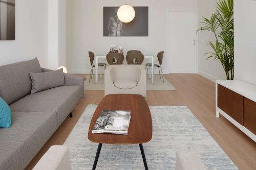 Moon River by FeelFree Rentals - image 2