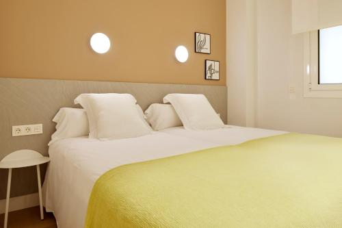Moon River by FeelFree Rentals - image 9