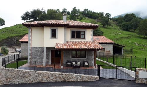 Casa El Caleru · Meré