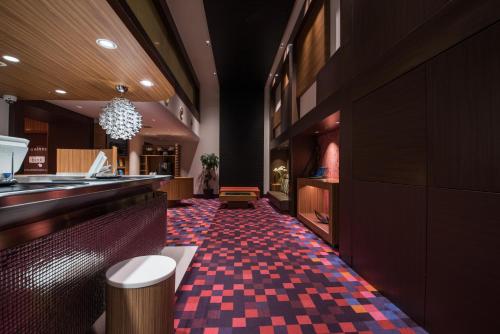 Előcsarnok, the b akasaka in Akaszaka