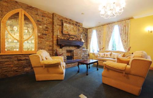 Pub/Ruang Rehat, Old Weir Lodge in Killarney