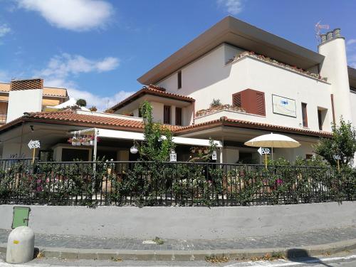 Malì Trevignano Piccolo Hotel - 숙소 외관