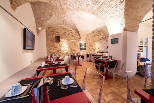 餐廳, 索萊拉盧納酒店 (Hotel Sorella Luna) in 阿西西