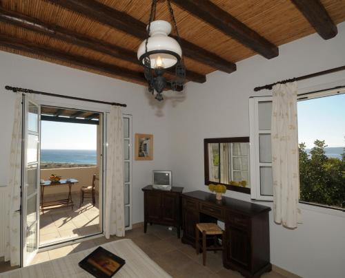 Kytherian Harmony - Paleopolis Estate in Agia Pelagia Kythira