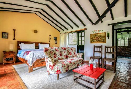 Two-Bedroom House image 3