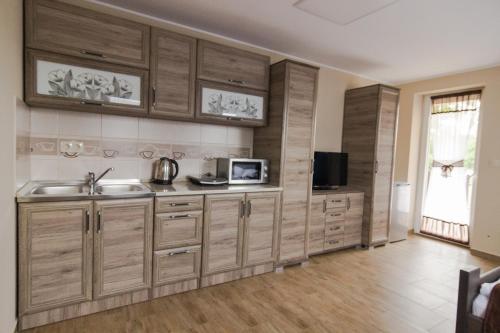 Cuha-gyöngye Apartmanház - image 13
