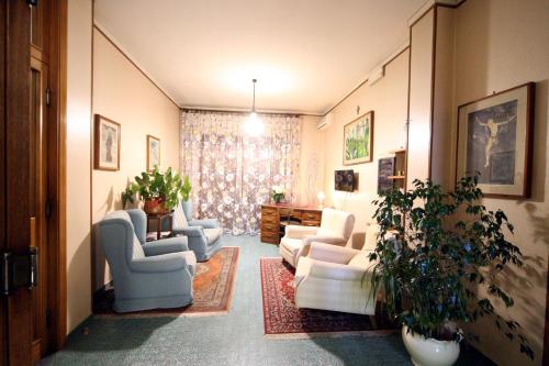 Зручності, Albergo I Longobardi in Чіусі