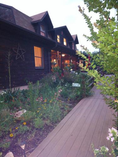 Harmony Hill Bed and Breakfast - image 5