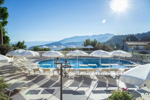 Hotel Iaccarino in SantʼAgata sui Due Golfi